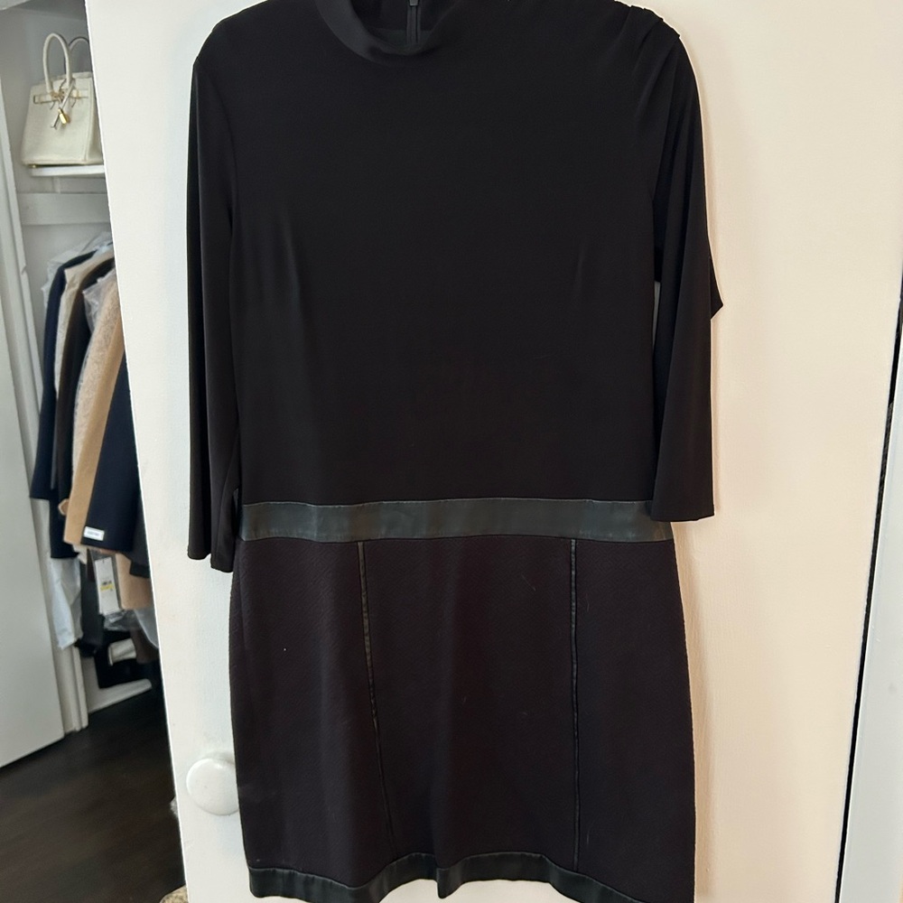 Laundry by Shelli Segal Elegant Black Dress